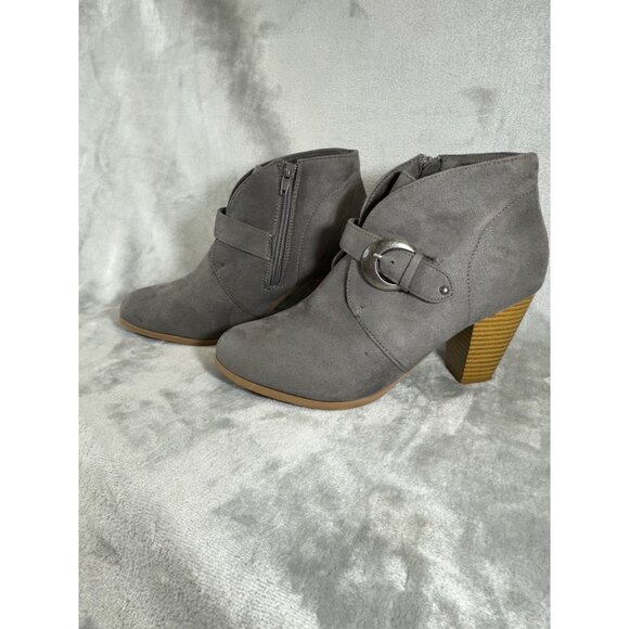 Maurices Boots Women's 7.5 Grey Trina 3" heels ankle booties w/ Buckle - Picture 16 of 16